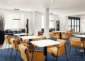 Courtyard by Marriott Concord 4