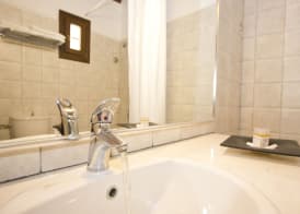 Paradision Hotel 4