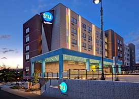 Tru By Hilton Manchester Downtown 2