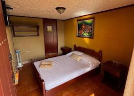 Hotel Tapanti Media de Orosi 2