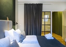 Kings Garden Penthouse - 4BR & 2Bath - by Daniel&Jacob's 3