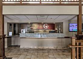 Blossom Hotel & Suites Traverse City 5