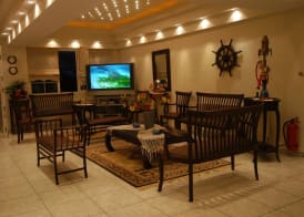 Sun Rise Hotel 4