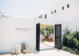 Branco Mykonos 2