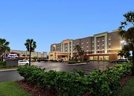 Hampton Inn & Suites Brunswick 2