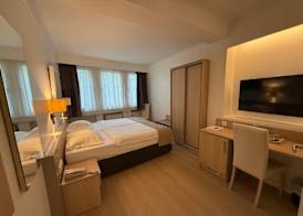 Hotel Francais 5