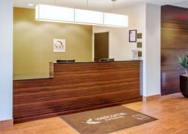 Sleep Inn & Suites Parkersburg - Mineral Wells 5