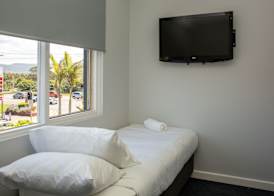 Five Island Hotel 5