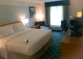 Holiday Inn Express and Suites West Ocean City by IHG 4