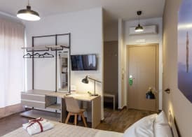 Five Rooms Brolo 3
