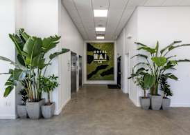 Hotel Mai Downtown Long Beach 3