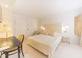 Fonda Llabres Boutique 3