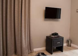 A' Queenslin Guesthouse 5