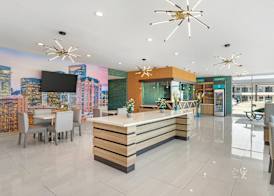 Clarion Pointe Spring - Houston North 3