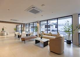 The Bentley Hotel 5