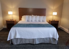 Hampton Village Inn 4