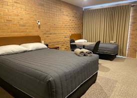Quays Motel San Remo 5