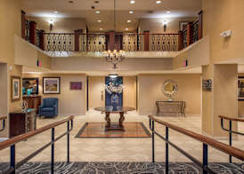 Clarion Collection Hotel Arlington Court Suites 4
