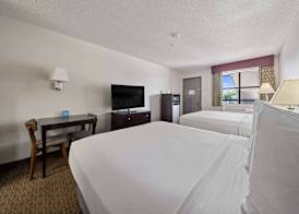 Days Inn by Wyndham Round Rock 5