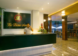 The Diana Suite 4