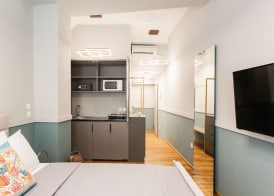 Step One | Luxury Suites right in the heart of Acropolis next to metro station 3