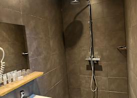 Camp-Inn Hotel 2