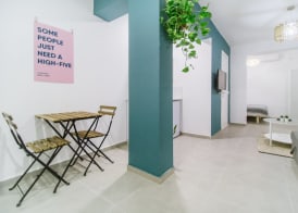 Beta Studios ApartHotel 4
