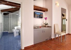 Hearth Hotel 5