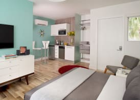 1818 Meridian House Apartments and Suites by Eskape Collection 5