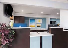 Days Inn by Wyndham Miami 2