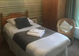 Crown Hotel 4