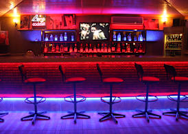 Sebnem Apart & Studio 2