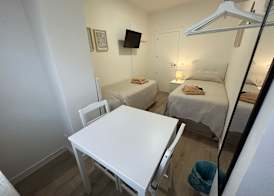 Habitaciones en Embajadores 2