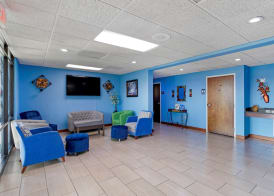 SureStay Hotel by Best Western Lenoir City 4