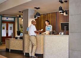 Mercure Northampton 3
