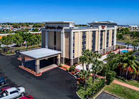 Hampton Inn Orlando-Maingate South 3