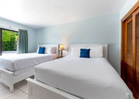 Rock Reef Resort 5