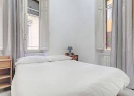 Charming Bright Colosseum apartment 2