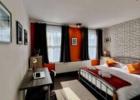 Clarence House 5