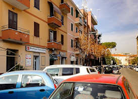 Adriatic Room 50 m dalla stazione Ferroviaria di Ciampino e dalla navetta aeroportuale 3