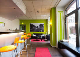 Hotel 103 2