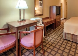 Best Western Plaza Hotel Saugatuck 5