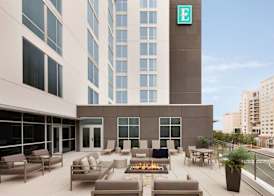 Embassy Suites by Hilton Charlotte Uptown 2