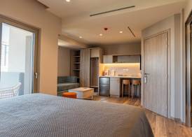 Wellnest Hotel 5