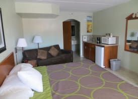 Super 8 by Wyndham South Padre Island 5