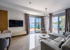 G Star Hotel 5