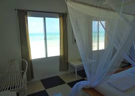Makuti Beach Bungalows 3