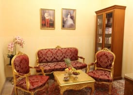 Pension Opera Suites I Self Check In 5