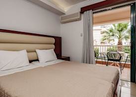 Caretta Beach Resort & WaterPark 5