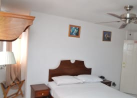 Seven Stars Hotel 4